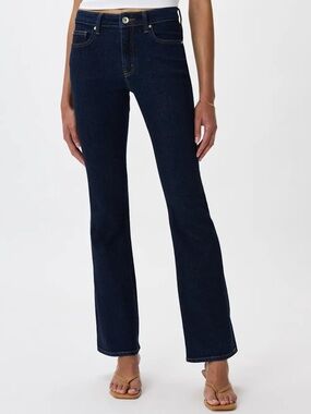 Quince Luna Stretch Flare Jeans in Deep Rinse Size 28/30 inch inseam